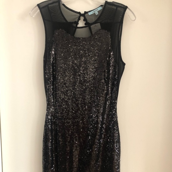 La Cite Dresses & Skirts - Black sequined sleeveless dress